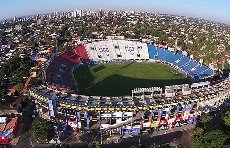 Estadio Defensores del Chaco